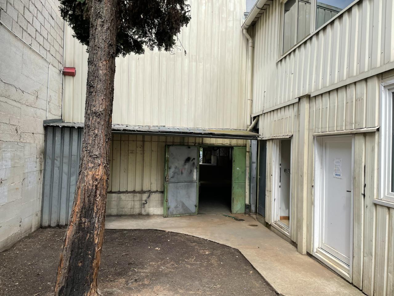 Local d'activité Noisy-le-Sec 401m² Location local d'activité Noisy-le-Sec Seine-Saint-Denis OLACT2203906 1